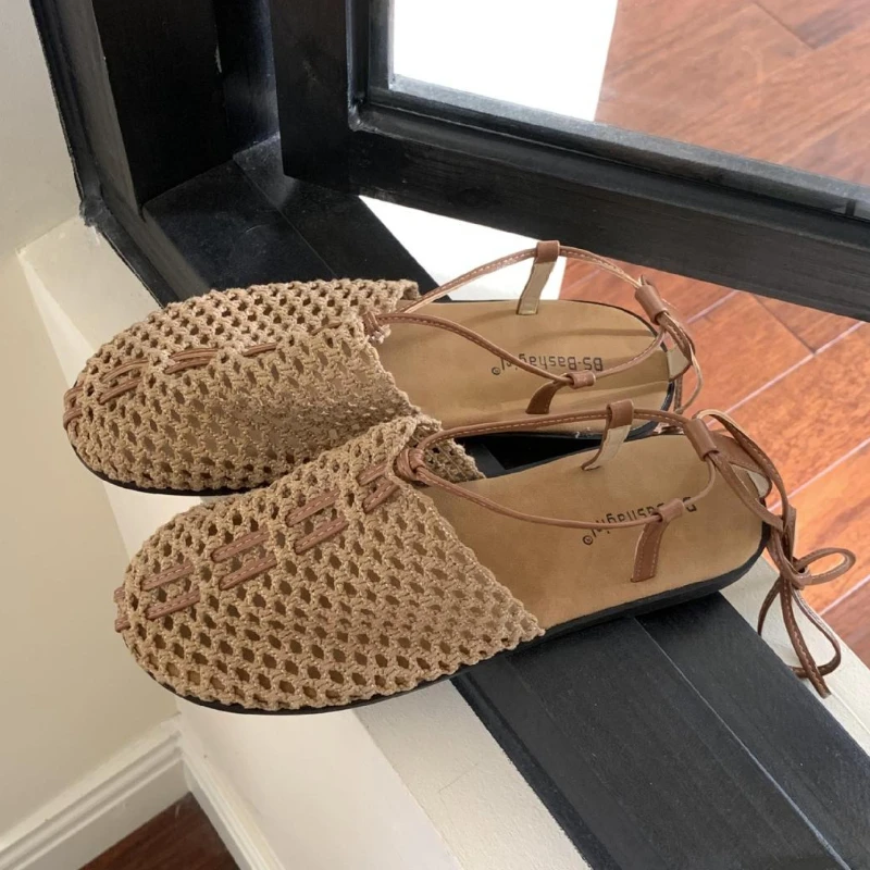 Roman Style Woven Mesh Brand Flat Sandals Women Fashion Hollow Cross Tied Design Casual Shoes Summer Outdoor Non-slip Beach Shoe
Roman Style Woven Mesh Brand Flat Sandals Women Fashion Hollow Cross Tied Design Casual Shoes Summer Outdoor Non-slip Beach Shoe