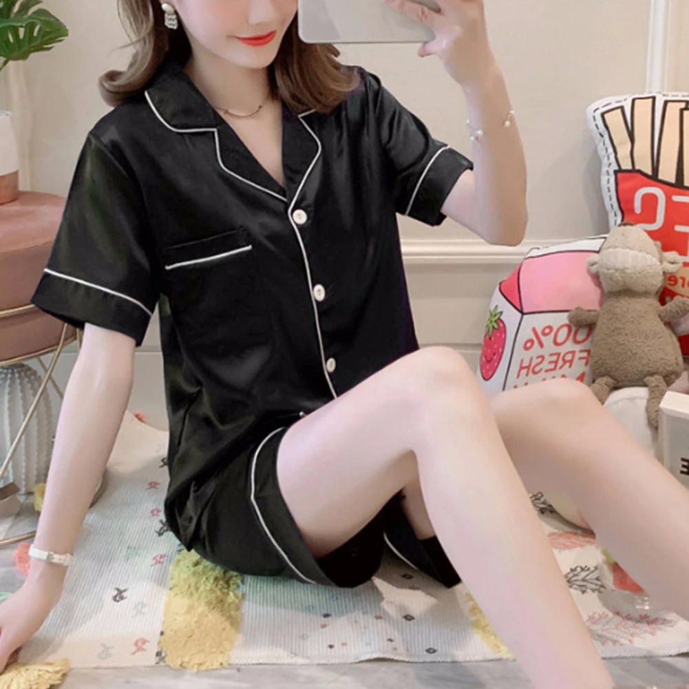 Womens Simple Tops Shorts Pajama Sets Imitation Silk Loose Casual Home Wear Flirty Casuals Camis Top And Shorts Sets Loungewear
Womens Simple Tops Shorts Pajama Sets Imitation Silk Loose Casual Home Wear Flirty Casuals Camis Top And Shorts Sets Loungewear