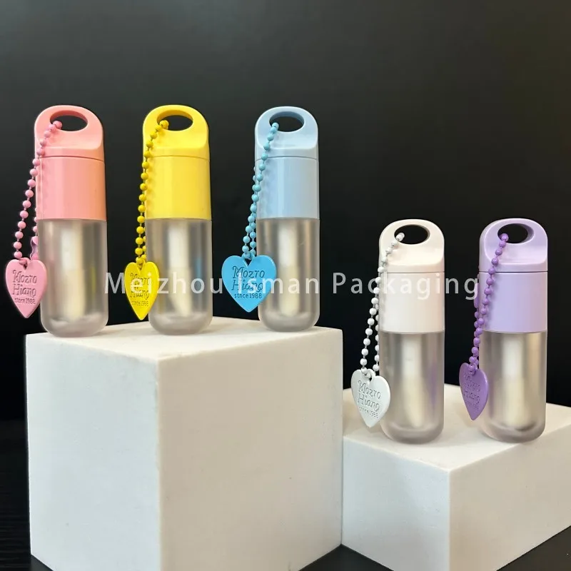 50Pcs Empty Unique Pink White Big Brush Applicator Lip Gloss Wand Tube Lip Oil Plumper Tubes Bottle With Key Chain 5ml
50Pcs Empty Unique Pink White Big Brush Applicator Lip Gloss Wand Tube Lip Oil Plumper Tubes Bottle With Key Chain 5ml