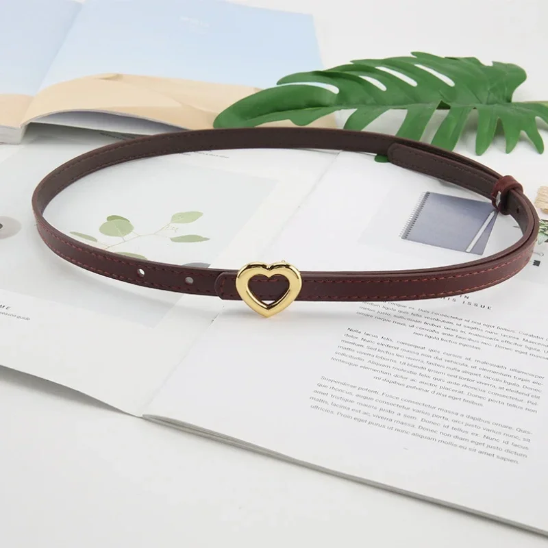 New Slim Fit Versatile Women's Artificial Leather Dress Jeans Belt Women's Heart Button Fashionable Solid Color Thin Belt
New Slim Fit Versatile Women's Artificial Leather Dress Jeans Belt Women's Heart Button Fashionable Solid Color Thin Belt