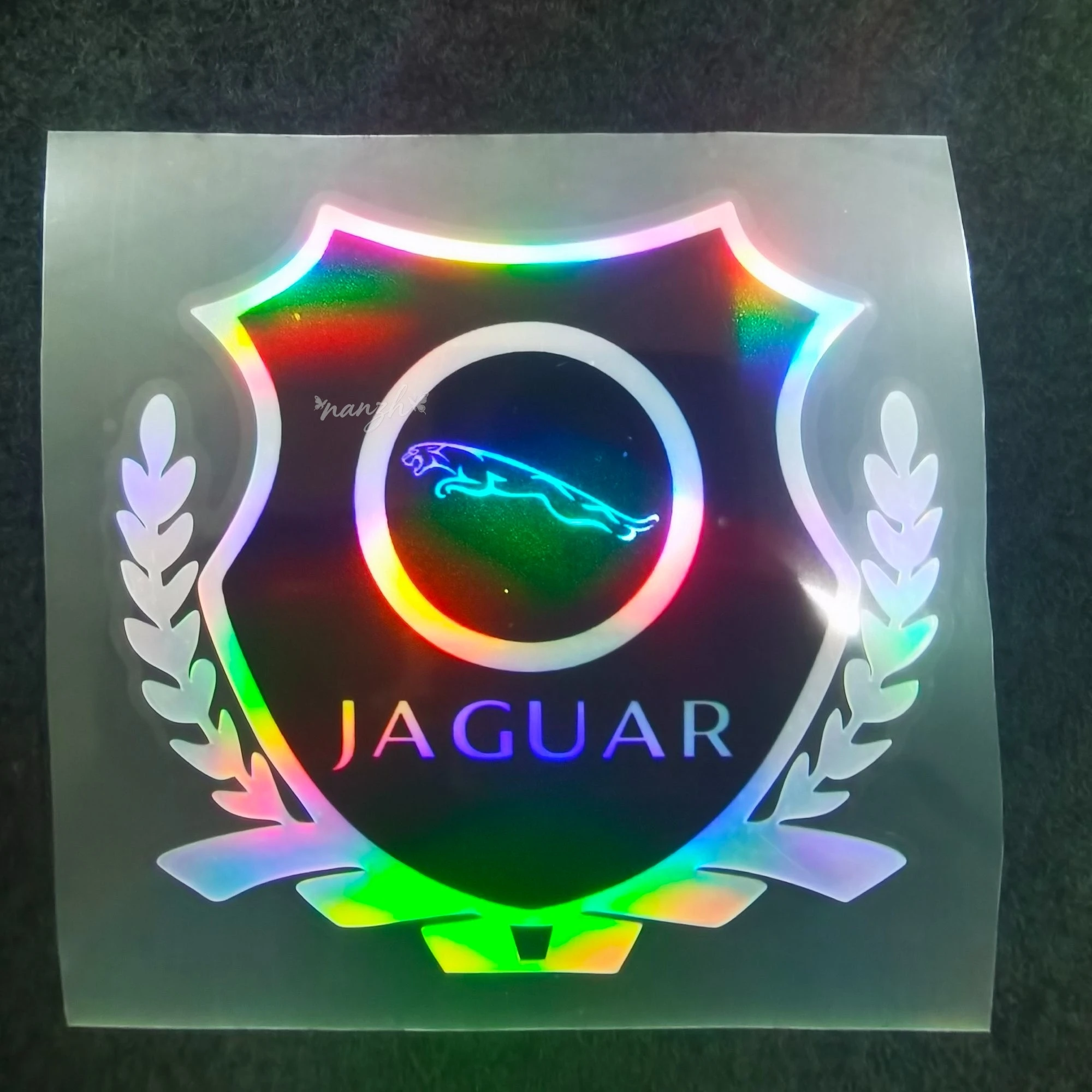 Jaguar Logo Triangular Window Rear Glass Reflective Sticker Fuel Tank Cap Decorative Sticker Cover Car Body Scratches Stickers
Jaguar Logo Triangular Window Rear Glass Reflective Sticker Fuel Tank Cap Decorative Sticker Cover Car Body Scratches Stickers