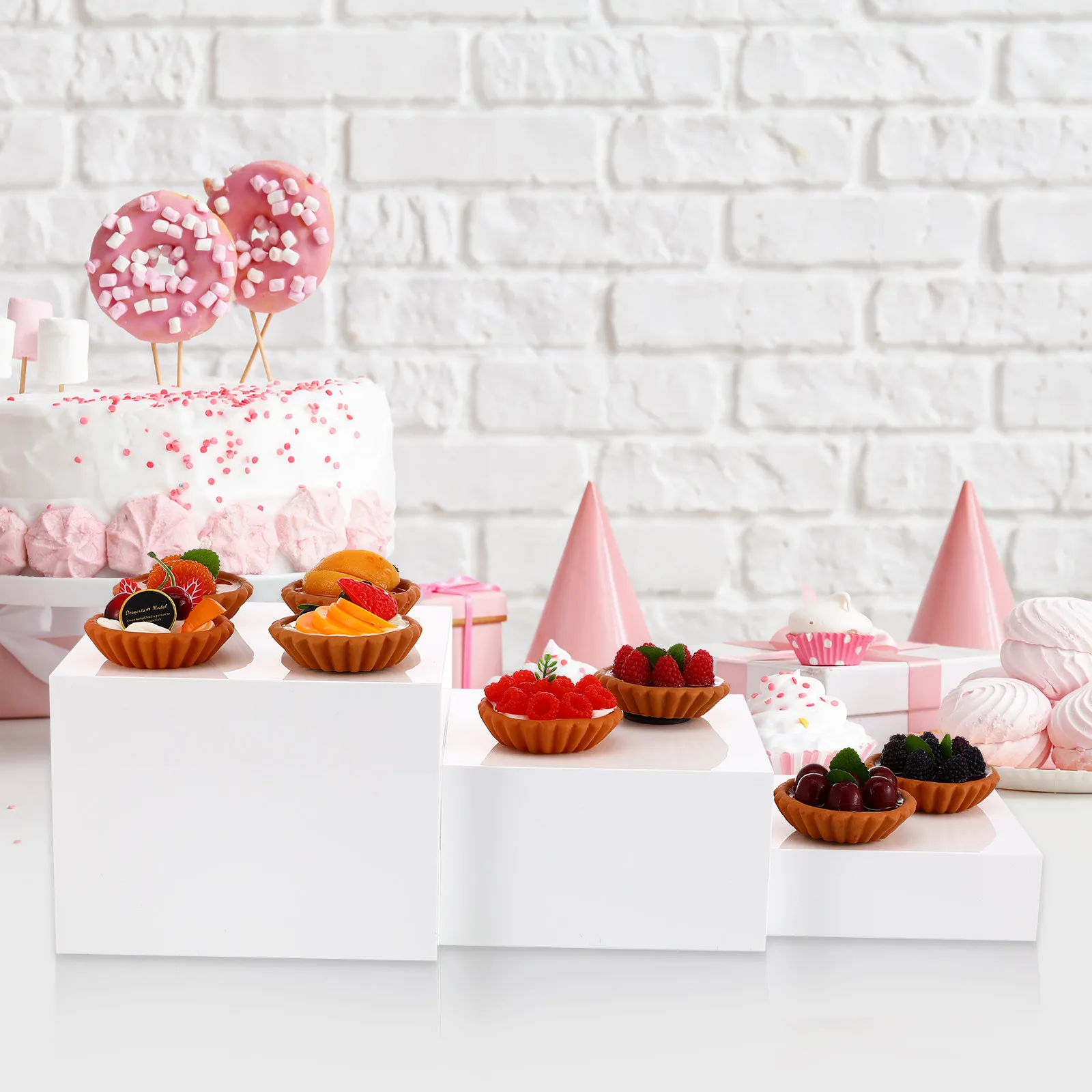 1Set Dessert Risers Cupcake Stands Buffet Display Elegant Simple Acrylic Cube Riser Easy to Clean Multifunctional
1Set Dessert Risers Cupcake Stands Buffet Display Elegant Simple Acrylic Cube Riser Easy to Clean Multifunctional