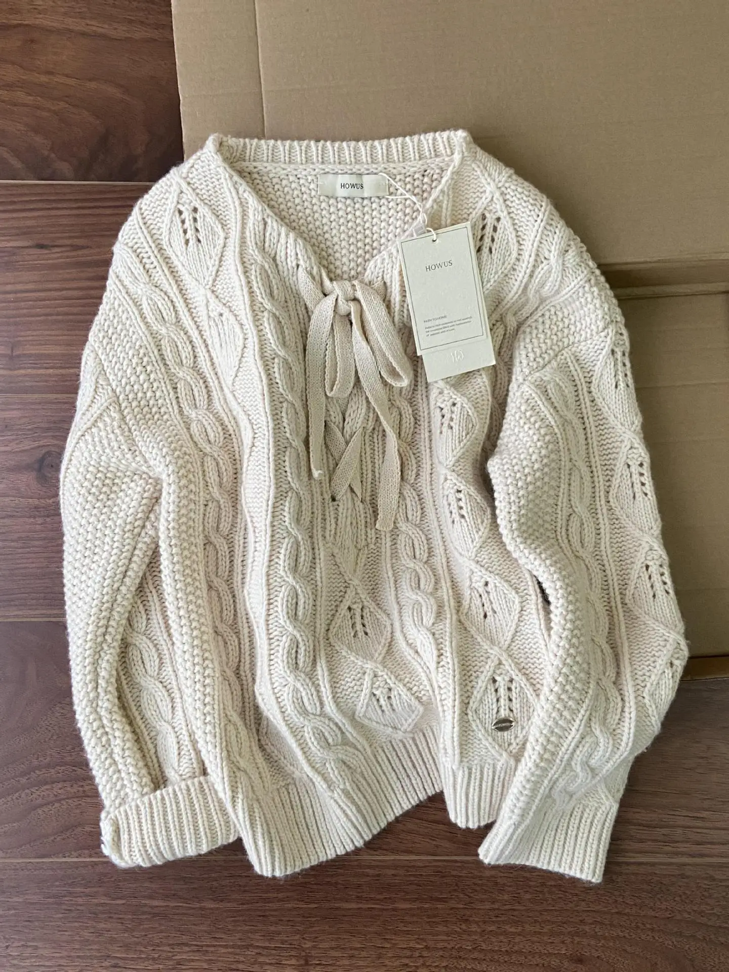 Свободный длинный вязаный свитер Све с поясом, осень-зима, теплый белый удобный круглый пуловер для женщин
Свободный длинный вязаный свитер Све с поясом, осень-зима, теплый белый удобный круглый пуловер для женщин