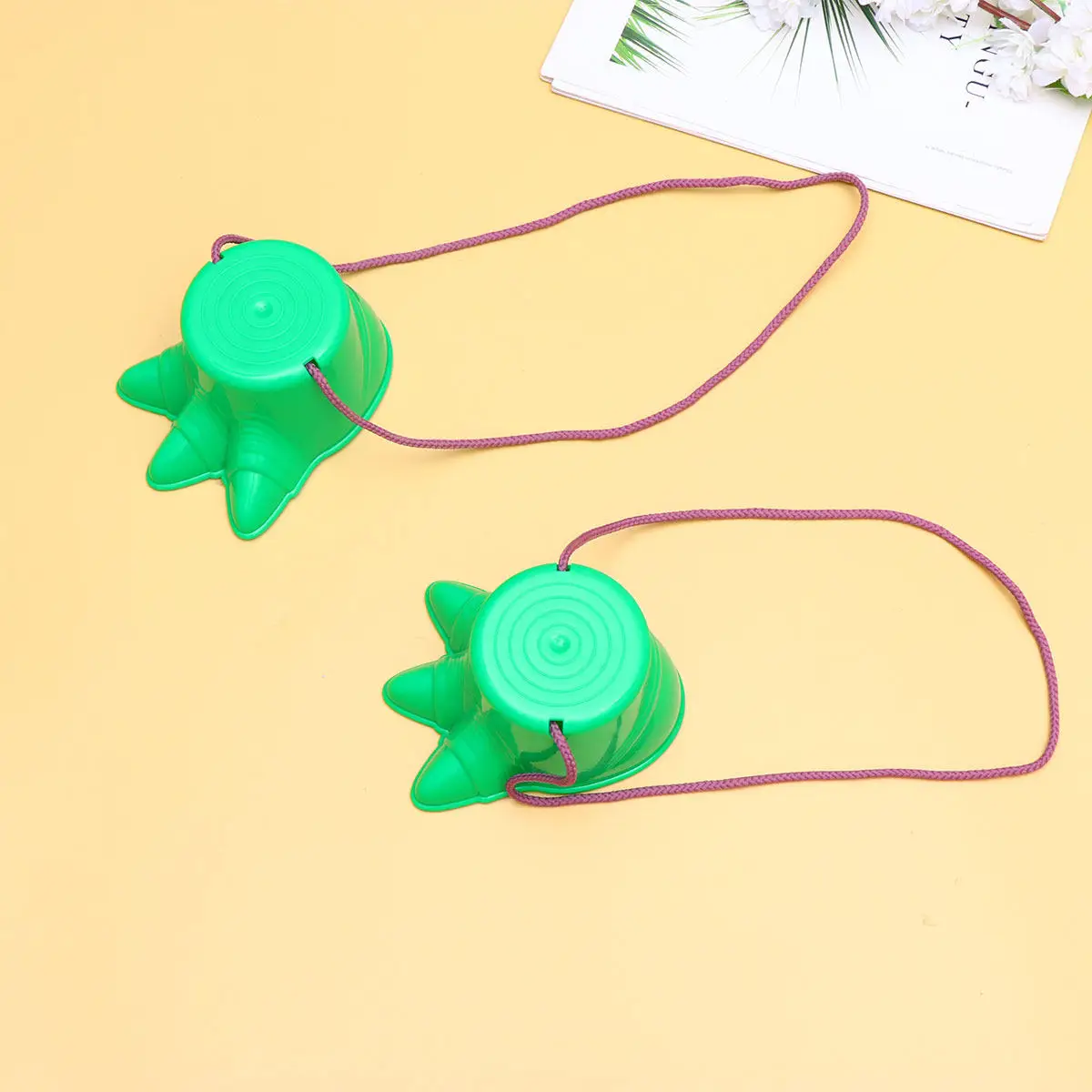 2Pcs Plastic Claw Shape Stilts Shoes Outdoor Sports Foot Coordination Training Balance Equipment for Children Stilts Toy
2Pcs Plastic Claw Shape Stilts Shoes Outdoor Sports Foot Coordination Training Balance Equipment for Children Stilts Toy