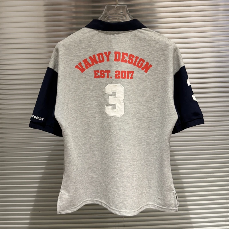 Летние футболки с откидным воротником, универсальные, повседневные, с цифровой вышивкой, в стиле колор-блок, с коротким рукавом
Летние футболки с откидным воротником, универсальные, повседневные, с цифровой вышивкой, в стиле колор-блок, с коротким рукавом