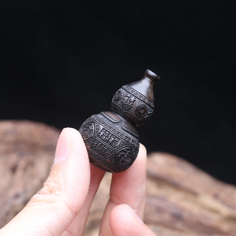 Ebony Wood Carved Gourd Pendant · Fu Lu Sou Lucky Charm Ornament · Handmade Home Decor
Ebony Wood Carved Gourd Pendant · Fu Lu Sou Lucky Charm Ornament · Handmade Home Decor