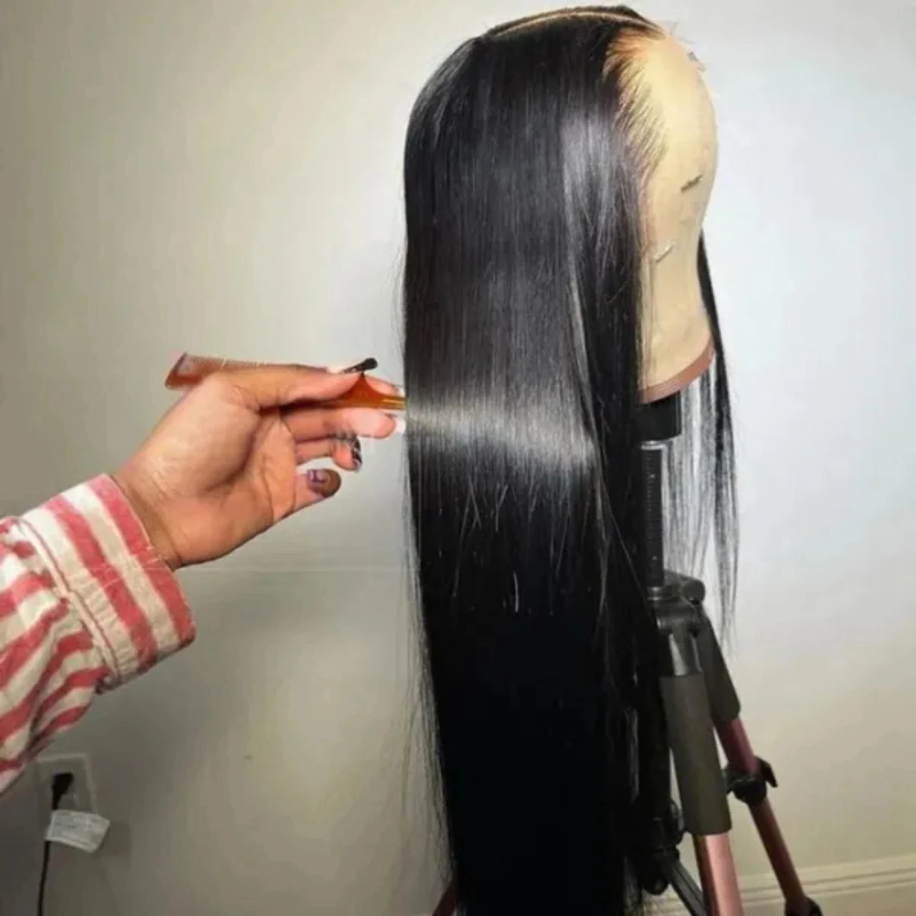 Long Straight 13X4X1 HD Full Lace Frontal Part Wig For Mother Gifts Preplucked With Baby Hair Bleach Knot Daily Party Cosplay
Long Straight 13X4X1 HD Full Lace Frontal Part Wig For Mother Gifts Preplucked With Baby Hair Bleach Knot Daily Party Cosplay