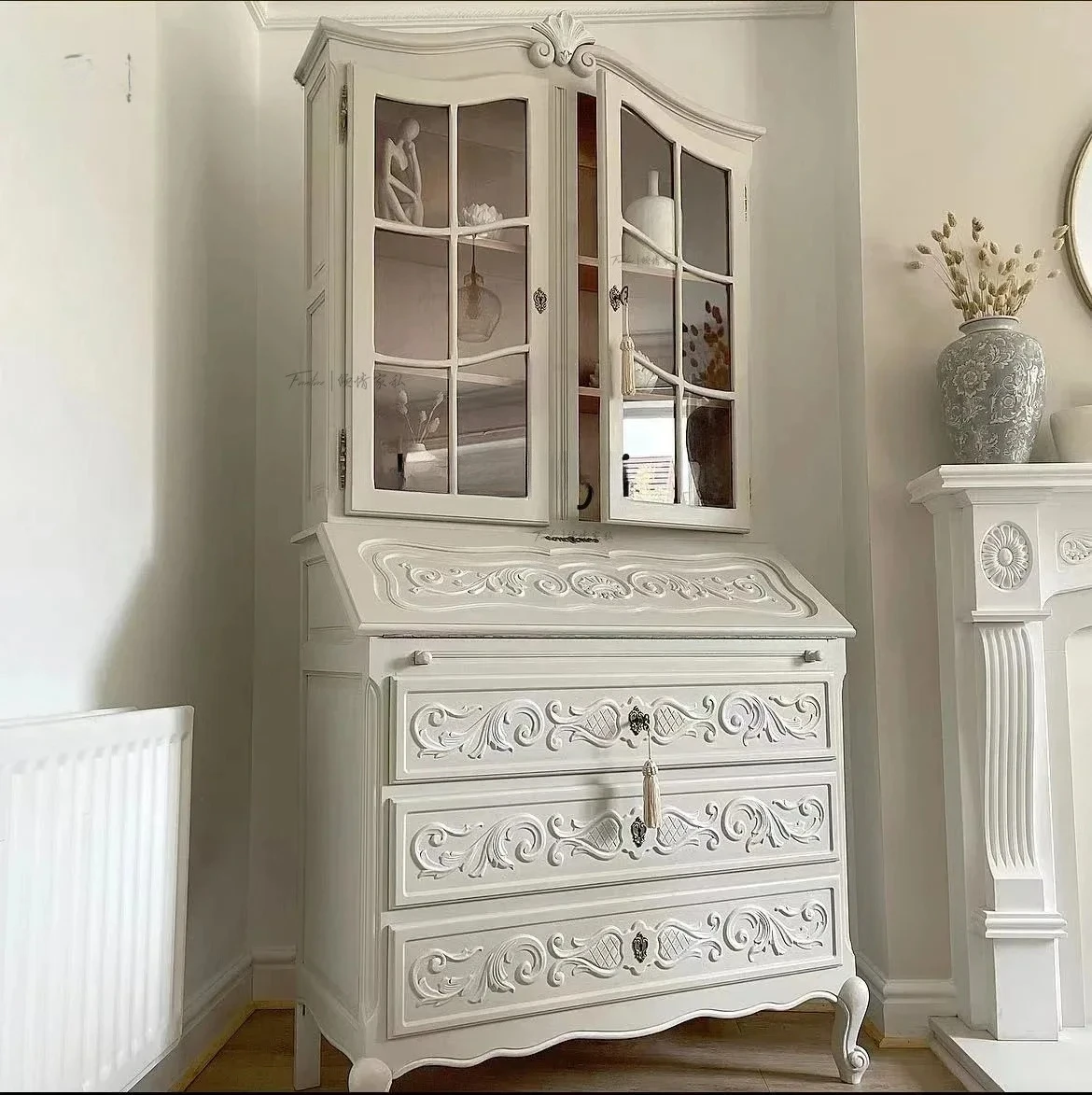 New Arrivals French Retro Distressed Solid Wood Double Door Wine Cooler Simple Restaurant Sideboard Cabinet European Style with
New Arrivals French Retro Distressed Solid Wood Double Door Wine Cooler Simple Restaurant Sideboard Cabinet European Style with