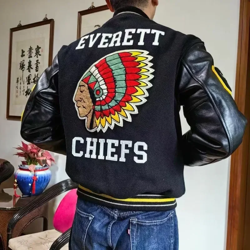 Luxury Embroidery Varsity Jackets Men Spliced PU Leather Sleeves Baseball Bomber Jackets Streetwear Spring Autumn Men Clothing
Luxury Embroidery Varsity Jackets Men Spliced PU Leather Sleeves Baseball Bomber Jackets Streetwear Spring Autumn Men Clothing