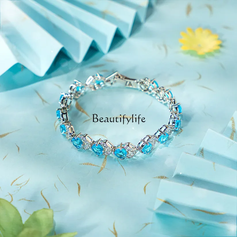 Simple and stylish heart-shaped sapphire women's non-fading jewelry
Simple and stylish heart-shaped sapphire women's non-fading jewelry