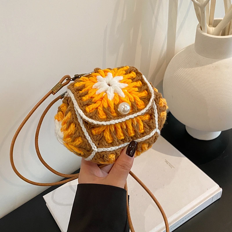 Woolen Women Bag Boho Crochet Handbag Fashion Boho Knitted Bag Female Handmade Woven Shoulder Bags Girls Phone Purse
Woolen Women Bag Boho Crochet Handbag Fashion Boho Knitted Bag Female Handmade Woven Shoulder Bags Girls Phone Purse