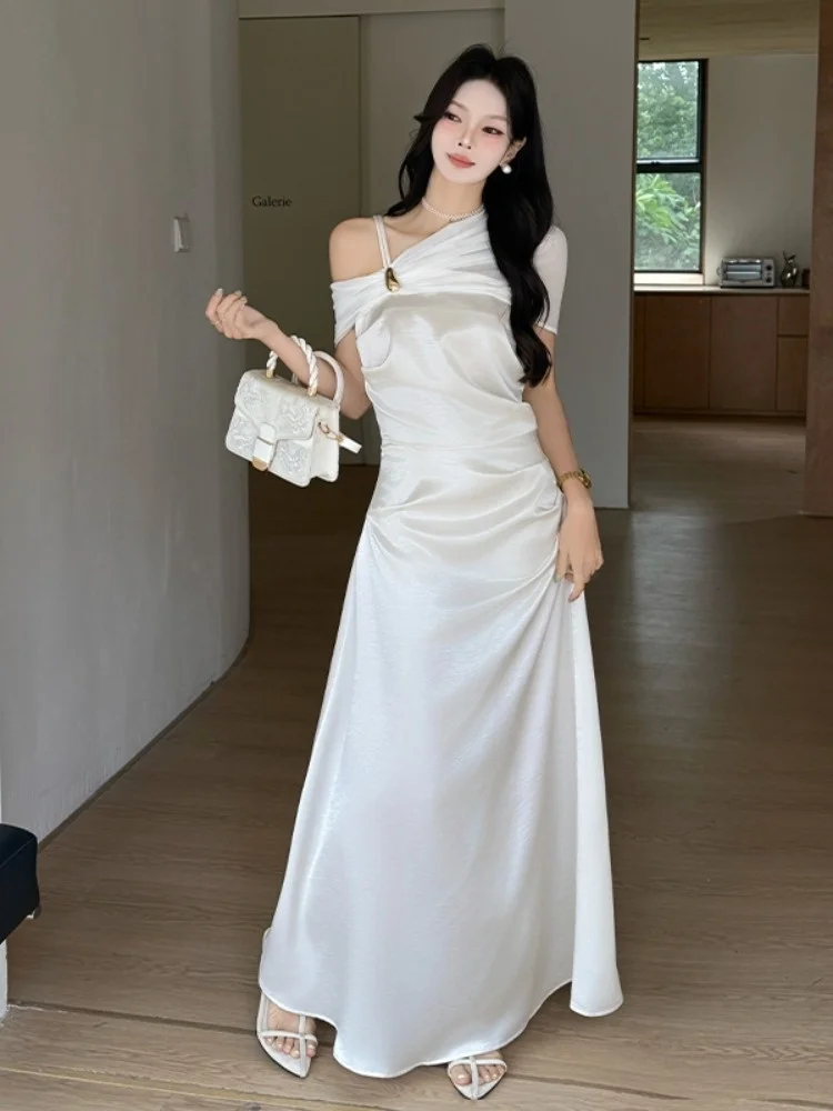 Elegant Summer Long Dress Women's High Waist Sateen Gown Sexy Shoulder Bared Luxury Draping A-Line Skirt Casual Wear
Elegant Summer Long Dress Women's High Waist Sateen Gown Sexy Shoulder Bared Luxury Draping A-Line Skirt Casual Wear