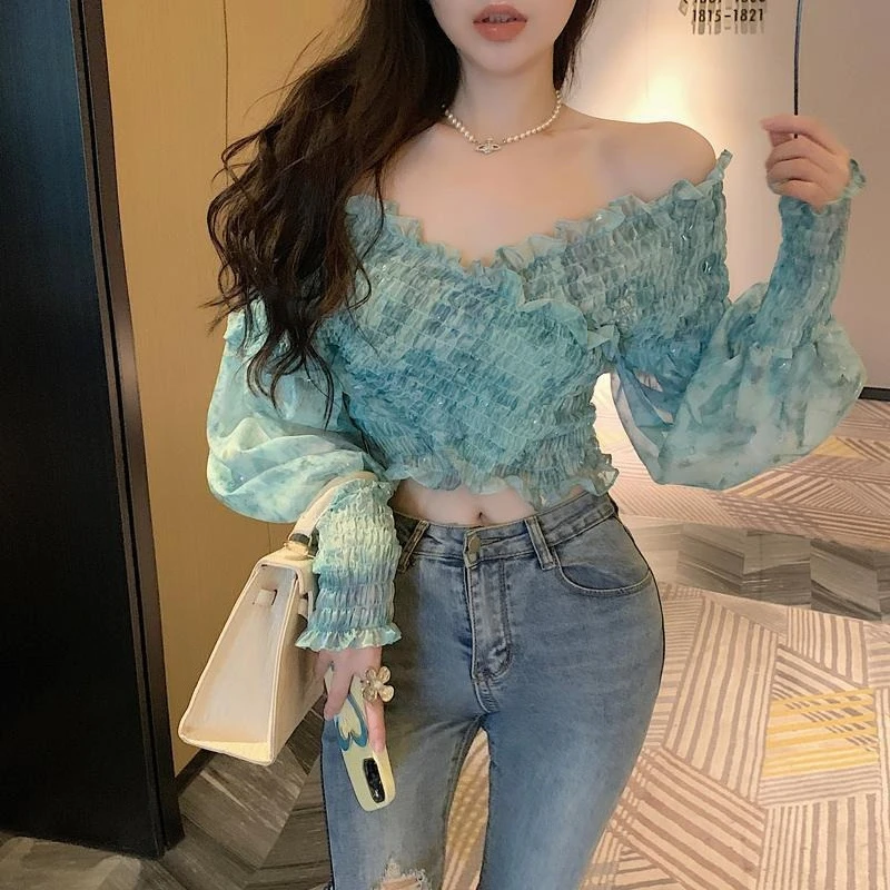 Шифоновая блузка с открытыми плечами 2026, с пышными рукавами и плиссировкой, стильная приталенная короткая блузка для женщин
Шифоновая блузка с открытыми плечами 2026, с пышными рукавами и плиссировкой, стильная приталенная короткая блузка для женщин