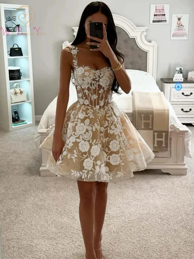 Prom Dresses A Line Short Champagne Tulle Sequined Lace Spaghetti Strap Formal Party Homecoming Gowns Evening Dress
Prom Dresses A Line Short Champagne Tulle Sequined Lace Spaghetti Strap Formal Party Homecoming Gowns Evening Dress