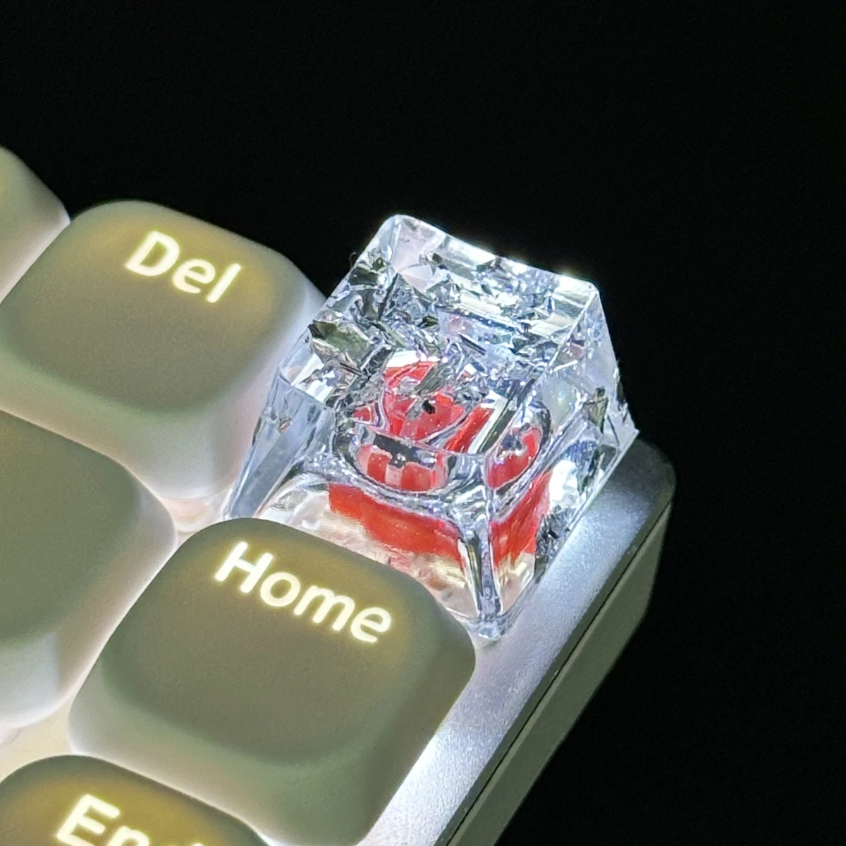 Handmade Customized Keycaps Resin Personality Transparent DIY Silver Foil OEM Profile R4 Key caps for Gaming Keyboard MX Axis
Handmade Customized Keycaps Resin Personality Transparent DIY Silver Foil OEM Profile R4 Key caps for Gaming Keyboard MX Axis