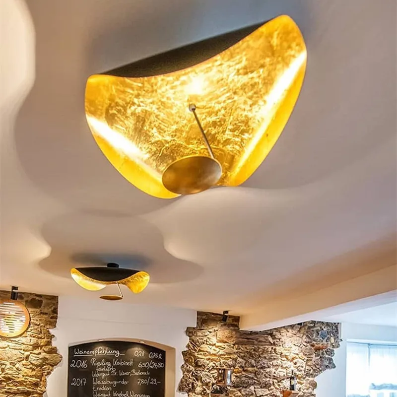 Vintage ciling light Designer Lotus Leaf Lamp gold Black luxury metal art design light Living Room Decoration Bedroom loft lamp
Vintage ciling light Designer Lotus Leaf Lamp gold Black luxury metal art design light Living Room Decoration Bedroom loft lamp