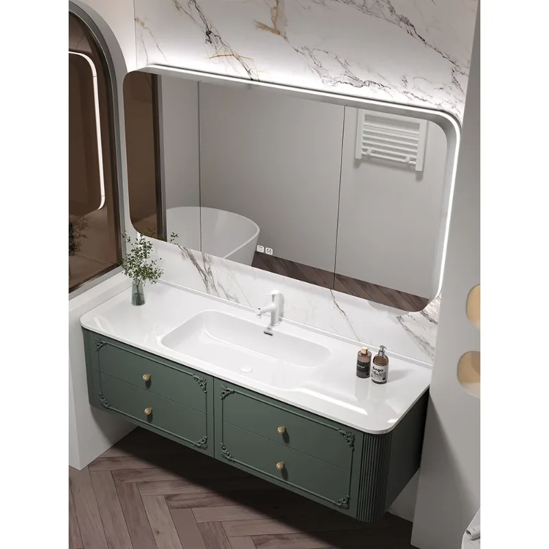 Комплект мебели для ванной комнаты в стиле ретро класса люкс, тумба под умывальник, тумба для умывальника темно-зеленого цвета из дуба.
Комплект мебели для ванной комнаты в стиле ретро класса люкс, тумба под умывальник, тумба для умывальника темно-зеленого цвета из дуба.