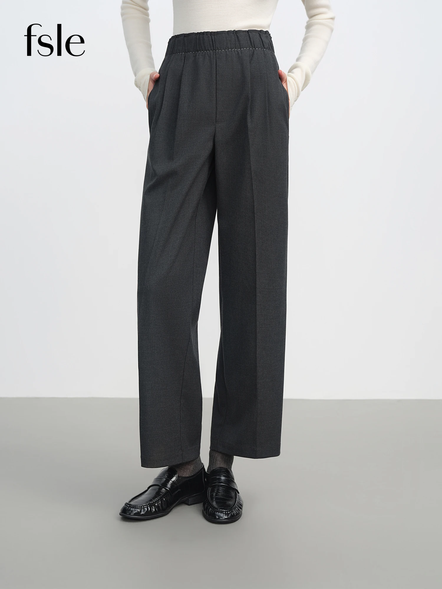 FSLE Stylish Urban Streetwear Oversized Tapered Casual Tros Winter 2025 New Arrival Versatile Pants for Everyday Wear Women Pant
FSLE Stylish Urban Streetwear Oversized Tapered Casual Tros Winter 2025 New Arrival Versatile Pants for Everyday Wear Women Pant