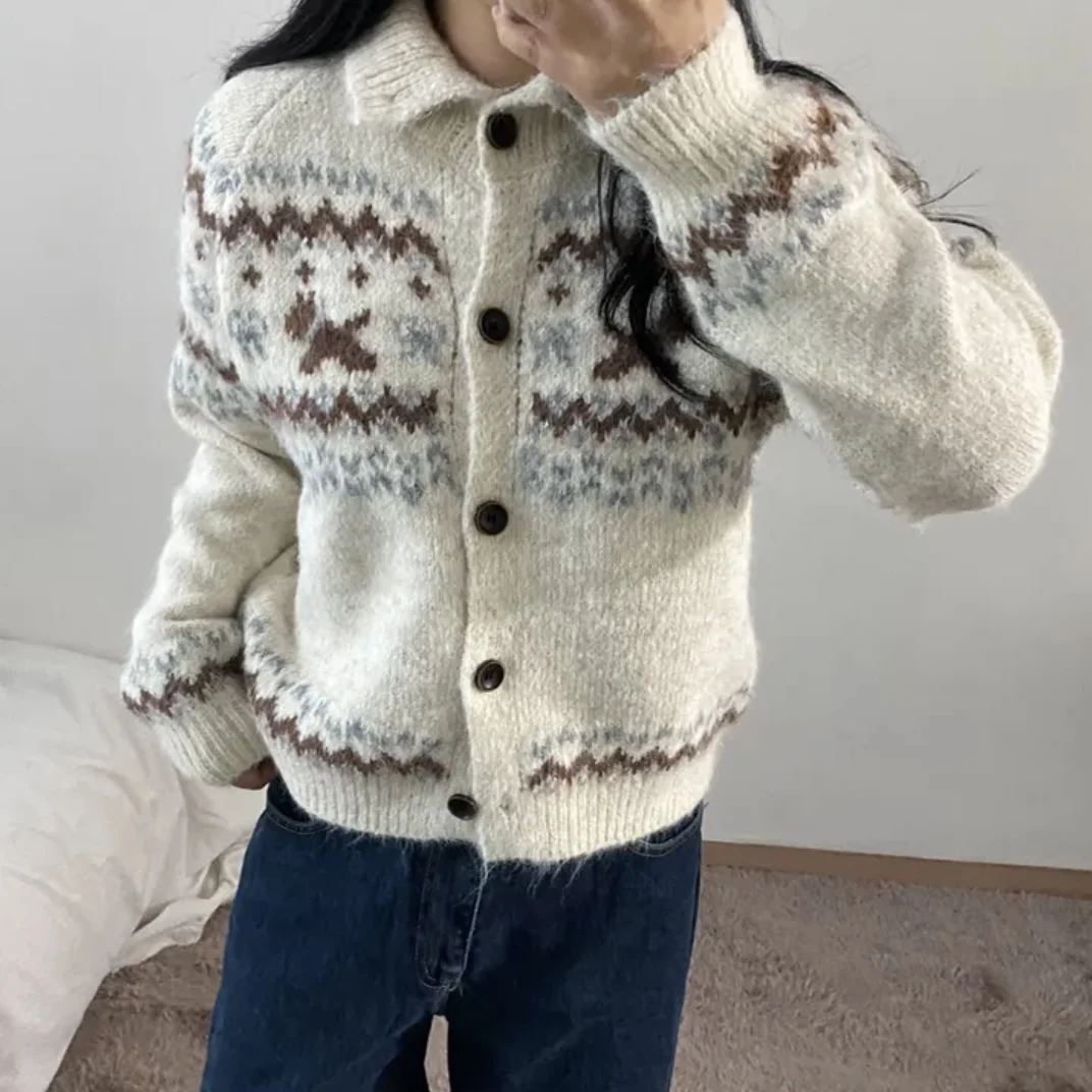 Ladies' Chic Knitted Sweater Autumn Winter New Sle Collar High-End Feeling Camel Hair Lazy Sle Long Sve Top Coat
Ladies' Chic Knitted Sweater Autumn Winter New Sle Collar High-End Feeling Camel Hair Lazy Sle Long Sve Top Coat