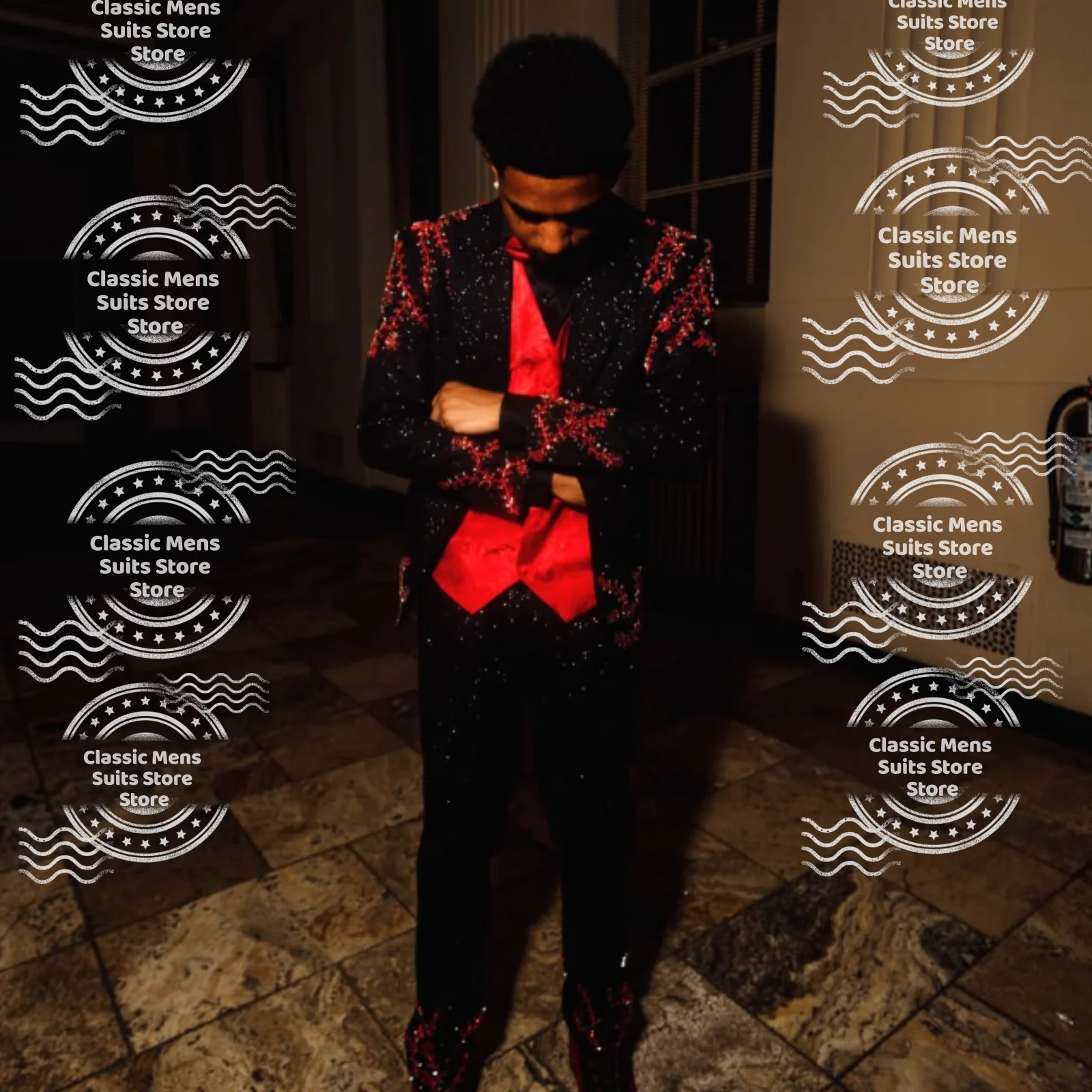 Customized Intricate Rhinestone Men Suit Glitter Crystal Diamond Wedding Tuxedos Slim Ropa hombre 3 Pieces Sets Groom Male Blaze
Customized Intricate Rhinestone Men Suit Glitter Crystal Diamond Wedding Tuxedos Slim Ropa hombre 3 Pieces Sets Groom Male Blaze