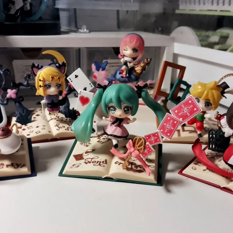 Original Re-Ment Hatsune Miku'S Secret Wonderland Collection Miniature Scene Model Tide Play Collection Blind Box Custom Figures
Original Re-Ment Hatsune Miku'S Secret Wonderland Collection Miniature Scene Model Tide Play Collection Blind Box Custom Figures