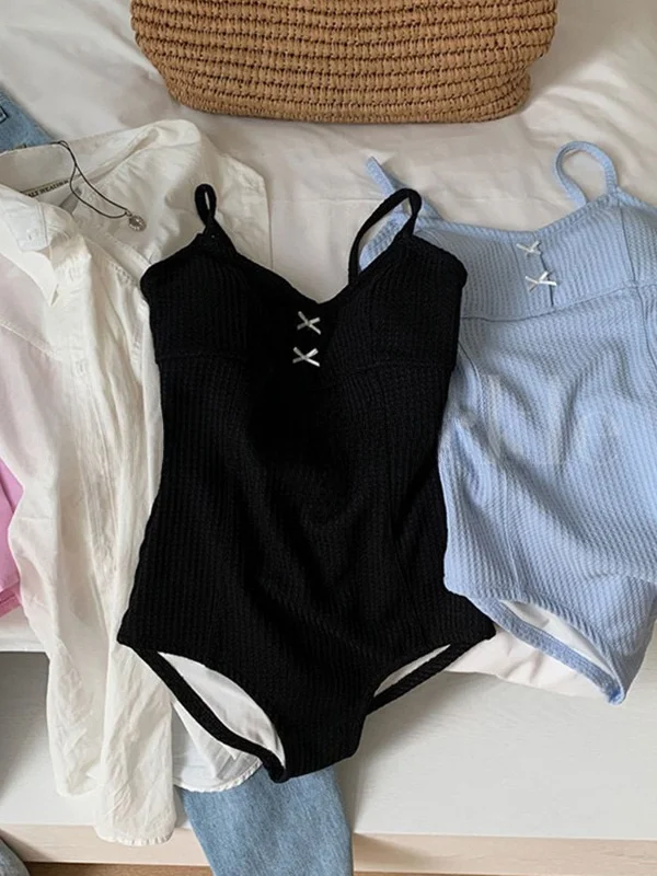 Cute Girl's One-Piece Swimsuit Korean Style Holiday Cross-Back No-Sleeve Leisure Swimwear Sea Sparkle L24023 Summer 2024
Cute Girl's One-Piece Swimsuit Korean Style Holiday Cross-Back No-Sleeve Leisure Swimwear Sea Sparkle L24023 Summer 2024