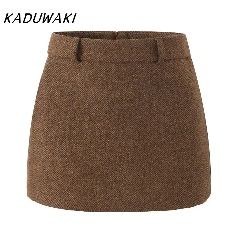 KADUWAKI Spring French Vintage High Waist Woolen A-line Mini Skirt Elegant Lady Office Outerwears Zipper Skirts Female Clothing
KADUWAKI Spring French Vintage High Waist Woolen A-line Mini Skirt Elegant Lady Office Outerwears Zipper Skirts Female Clothing
