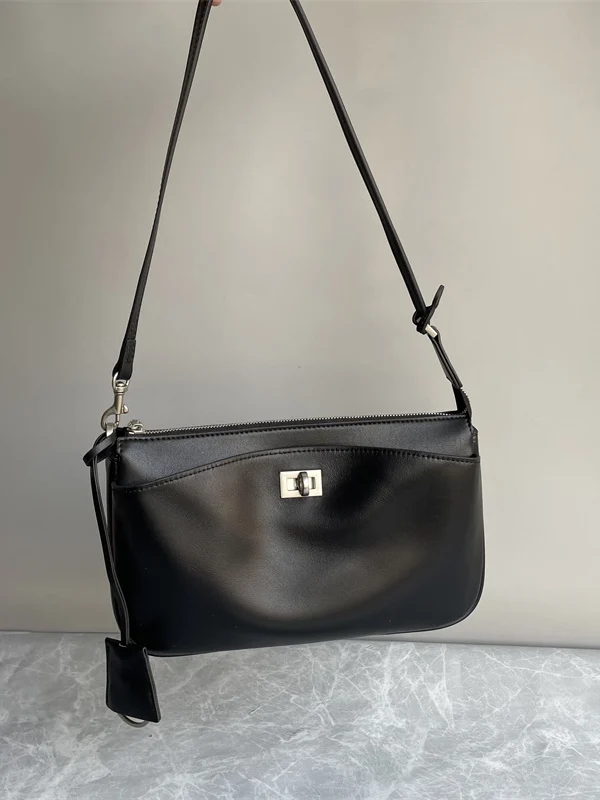 Paris New Layer Cowhide Bag Underarm Crossbody Versatile Faionable Briti Sle Women's Handbag Daily Use
Paris New Layer Cowhide Bag Underarm Crossbody Versatile Faionable Briti Sle Women's Handbag Daily Use