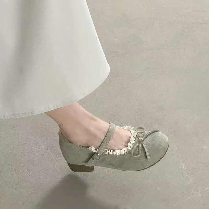 French Retro Heightened Mary Jane Shoes for Women 2026 Spring New Versatile Casual Shallow Flats
French Retro Heightened Mary Jane Shoes for Women 2026 Spring New Versatile Casual Shallow Flats
