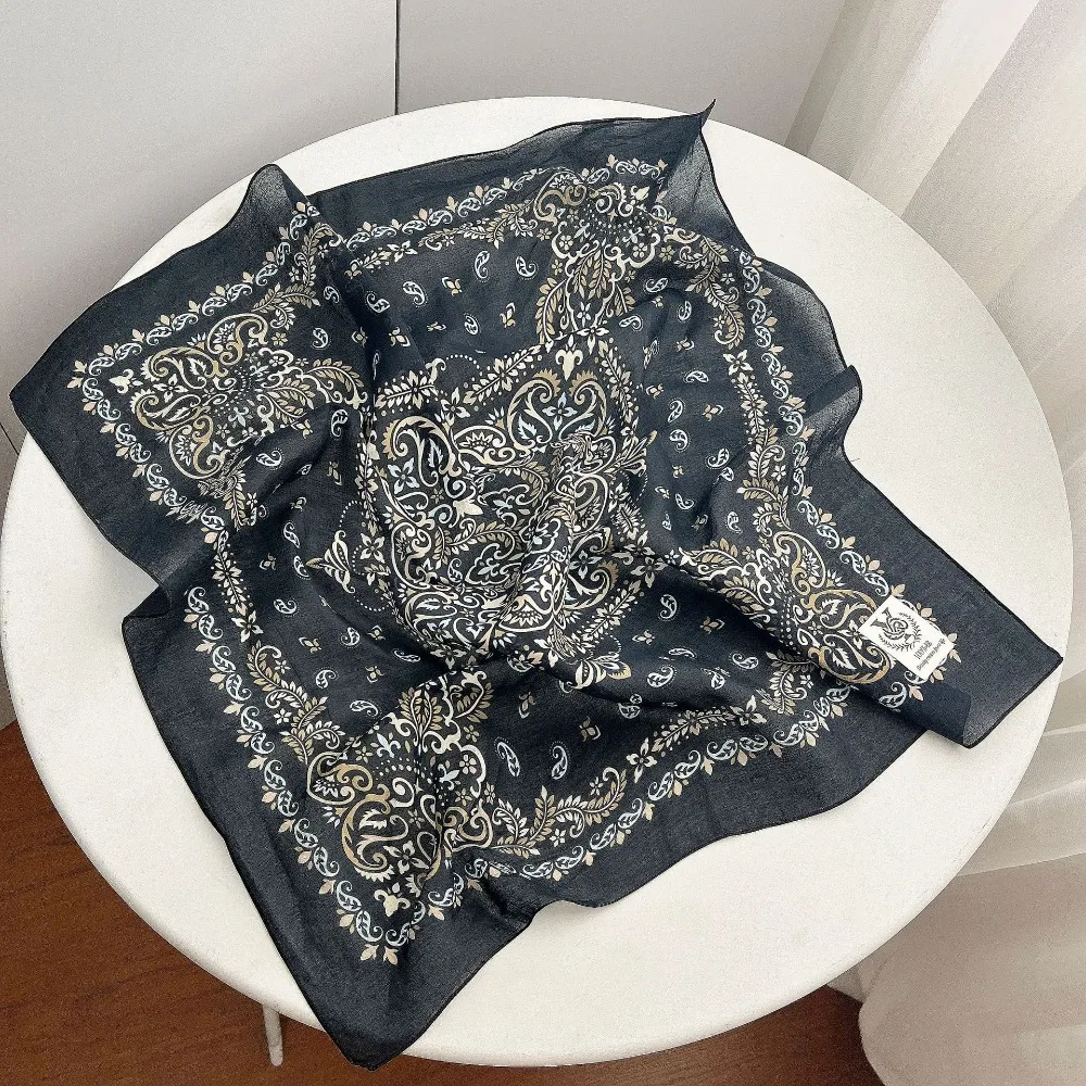 Thin Cotton Square Scarf Breathable Scarf Hair Band Small Scarves Headband Korean Cashew Nut Print Silk Scarf Scarf Accessories
Thin Cotton Square Scarf Breathable Scarf Hair Band Small Scarves Headband Korean Cashew Nut Print Silk Scarf Scarf Accessories