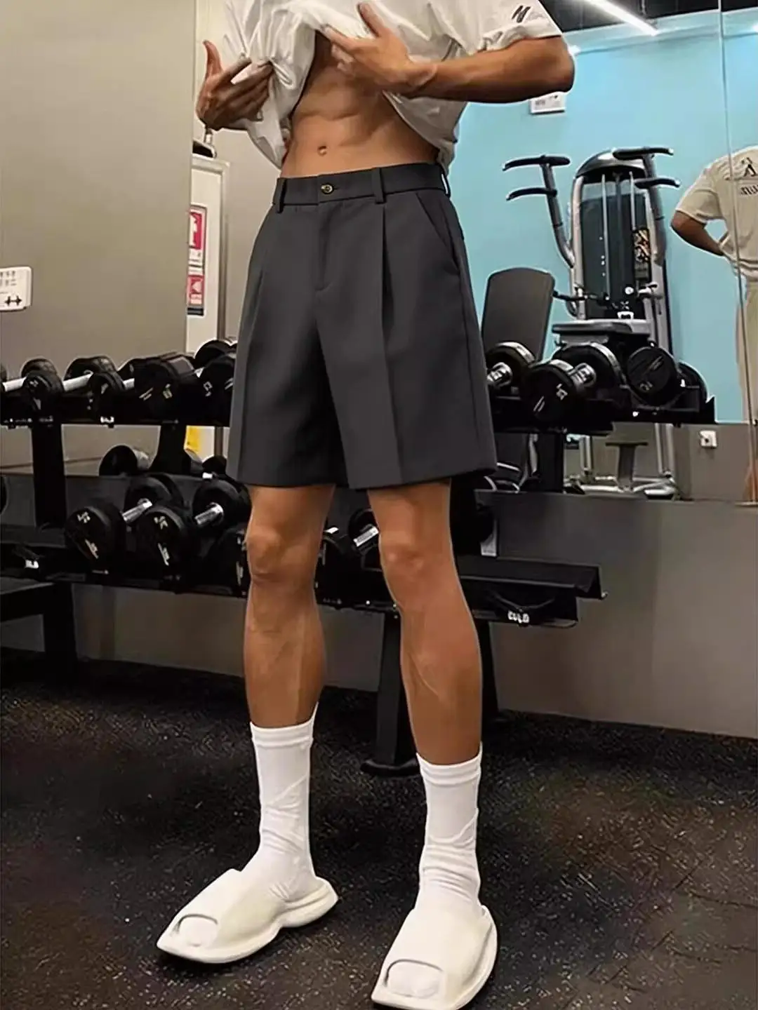 Black Ice Silk Straight Leg Suit Shorts Men's Summer Quick Dry Sports Pants American High End Feeling West Pants Casual Shorts
Black Ice Silk Straight Leg Suit Shorts Men's Summer Quick Dry Sports Pants American High End Feeling West Pants Casual Shorts