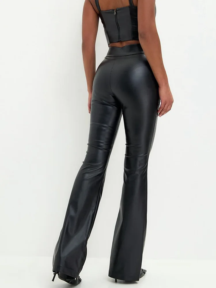 Женские брюки из блестящей искусственной кожи с высокой талией, расклешенные, прямого кроя, повседневные, с глянцевой поверхностью, модные, для трансграничной торговли
Женские брюки из блестящей искусственной кожи с высокой талией, расклешенные, прямого кроя, повседневные, с глянцевой поверхностью, модные, для трансграничной торговли