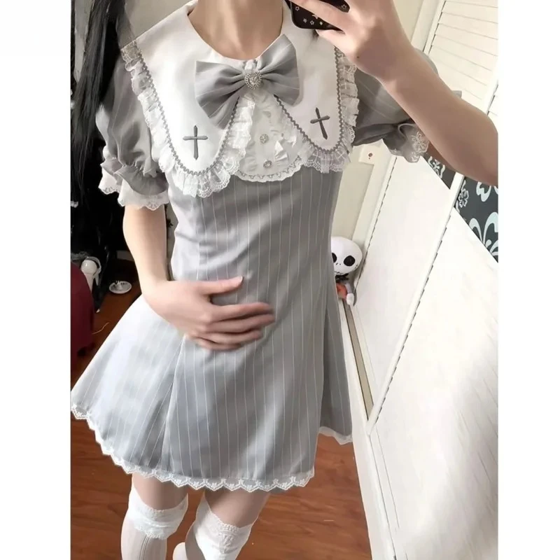 Summer Striped Slimmling A-line Shirt Dresses and Shorts Two Pieces Set Academy Sweet Girly Bow Doll Collar Short Sleeve Dress 
Summer Striped Slimmling A-line Shirt Dresses and Shorts Two Pieces Set Academy Sweet Girly Bow Doll Collar Short Sleeve Dress