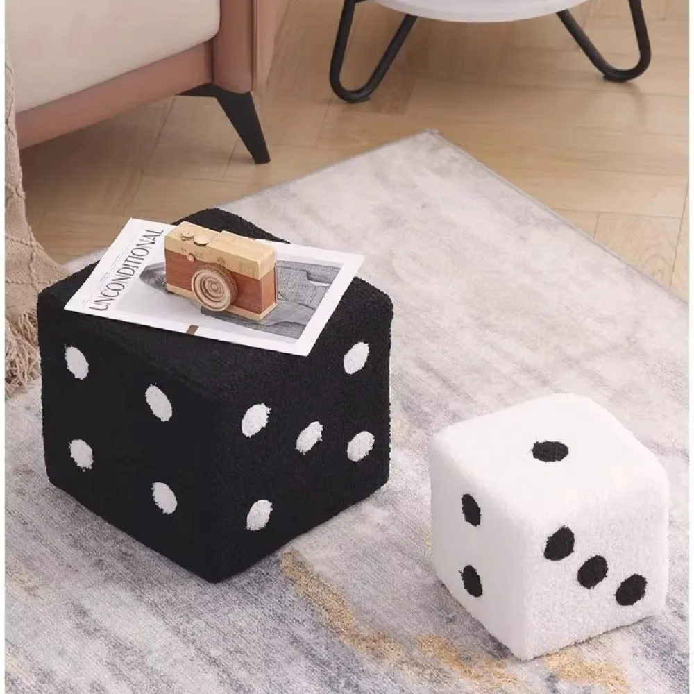 Household changing shoes stool doorway bench dice short stool living room sitting pier square stool creative children's stools
Household changing shoes stool doorway bench dice short stool living room sitting pier square stool creative children's stools