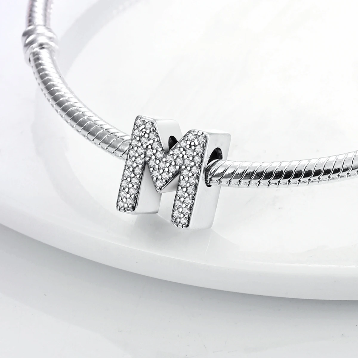2024 Hot Sale Exquisite Letter Series M Charm Beads Fits Pandora Bracelet For Women 925 Silver Pendant Beads DIY Jewelry Gift
2024 Hot Sale Exquisite Letter Series M Charm Beads Fits Pandora Bracelet For Women 925 Silver Pendant Beads DIY Jewelry Gift