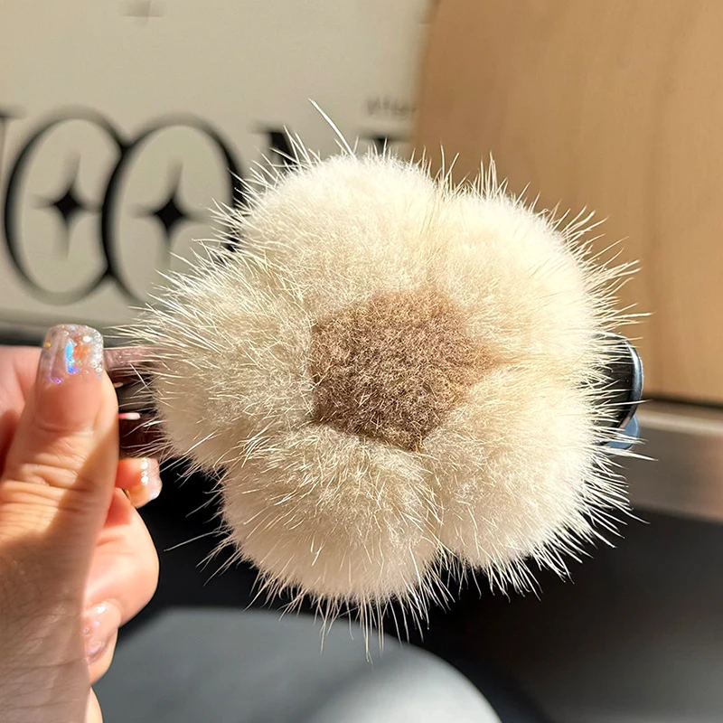 Mink Fur Small Flower Hair Accessory Women's Simple Fashion High-end Sweater Pin Accessories Clothes Scarf Decorative
Mink Fur Small Flower Hair Accessory Women's Simple Fashion High-end Sweater Pin Accessories Clothes Scarf Decorative