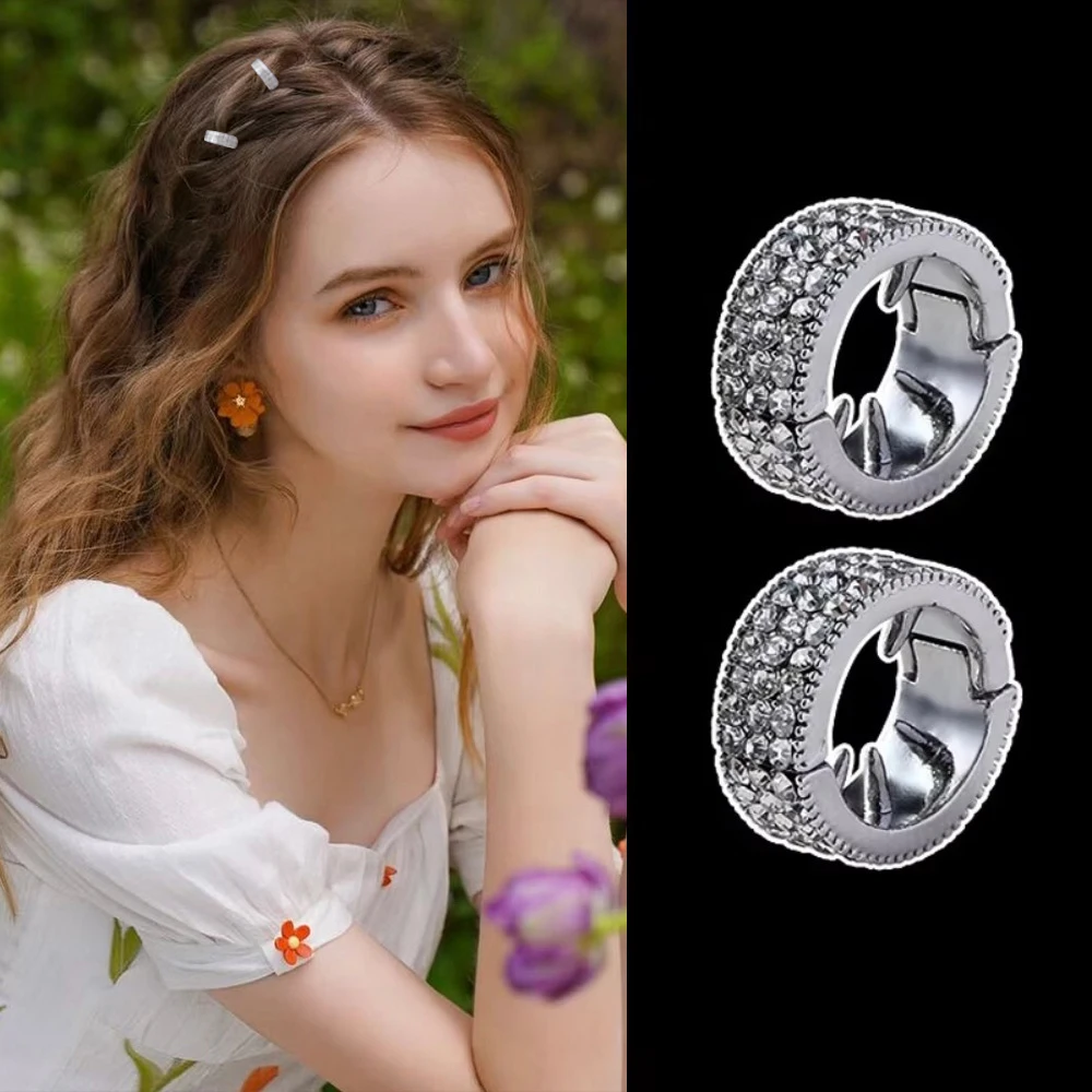 New Metal Hair Rings Flash Diamond Silver Hair Buckle Hip Hop Sweet Cool Dirty Braided Headwear Hair Button Women
New Metal Hair Rings Flash Diamond Silver Hair Buckle Hip Hop Sweet Cool Dirty Braided Headwear Hair Button Women