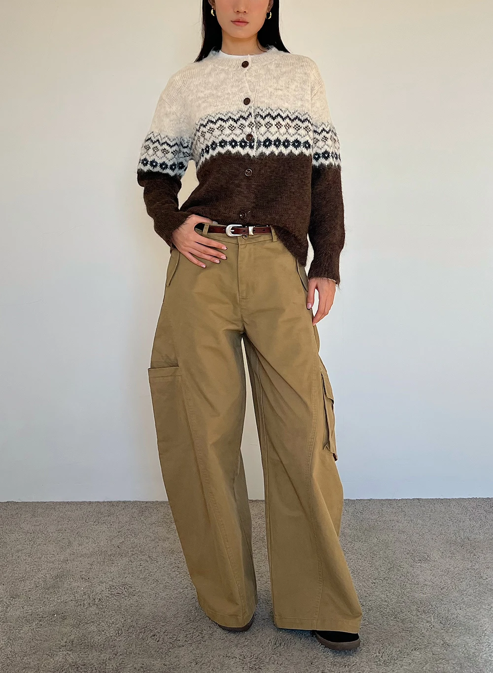 Женские брюки с завышенной талией и витым карманом ALA PANTALON CARGO ROND, брюки
Женские брюки с завышенной талией и витым карманом ALA PANTALON CARGO ROND, брюки