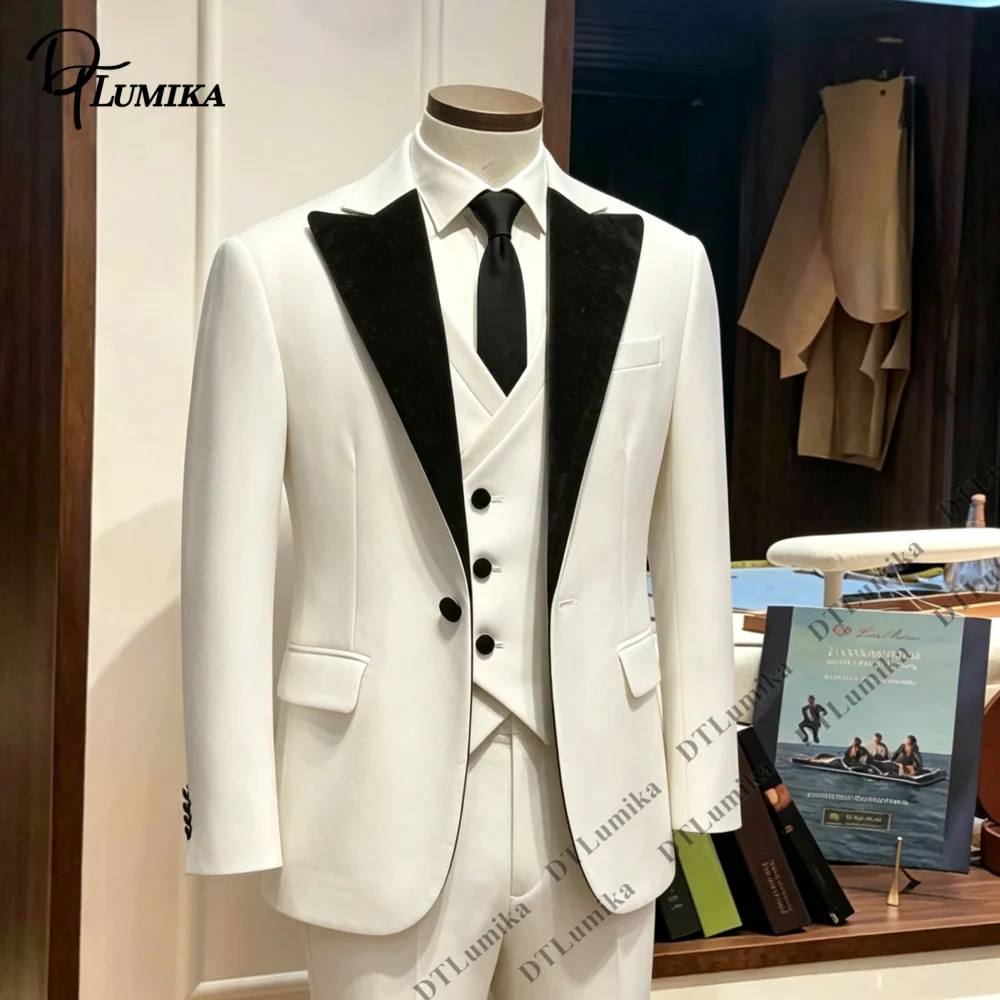 DTLumika Wedding Suit for Groom, White 3-Piece Suit Set with Black Velvet Collar Customized Best Man Tuxedo Wedding Party Tuxedo
DTLumika Wedding Suit for Groom, White 3-Piece Suit Set with Black Velvet Collar Customized Best Man Tuxedo Wedding Party Tuxedo