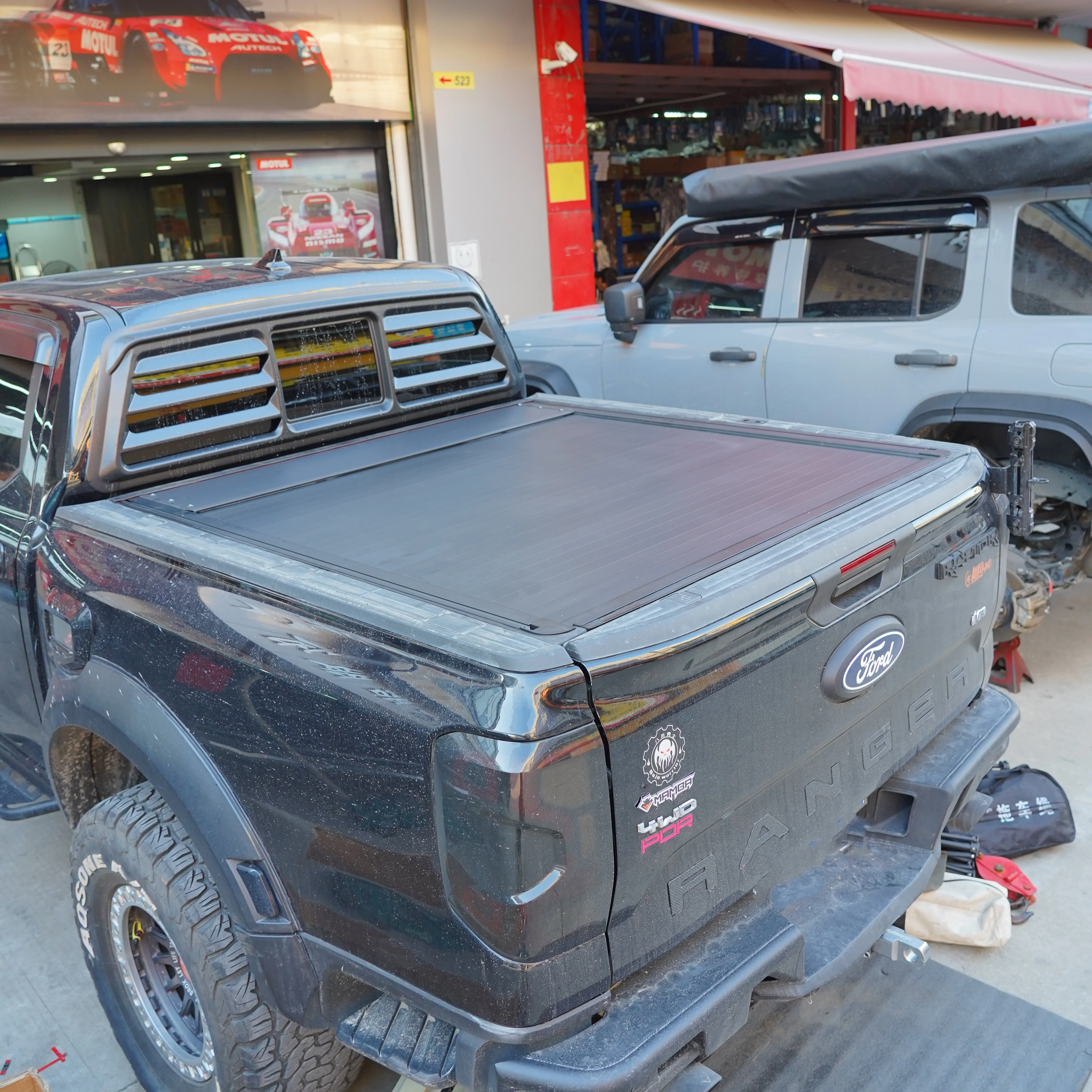 Водонепроницаемый выдвижной чехол для грузовиков, роликовая крышка 4x4 Offroad для Raptor/Ranger/Ranger Wildtrak/Stormtrak 2023+
Водонепроницаемый выдвижной чехол для грузовиков, роликовая крышка 4x4 Offroad для Raptor/Ranger/Ranger Wildtrak/Stormtrak 2023+