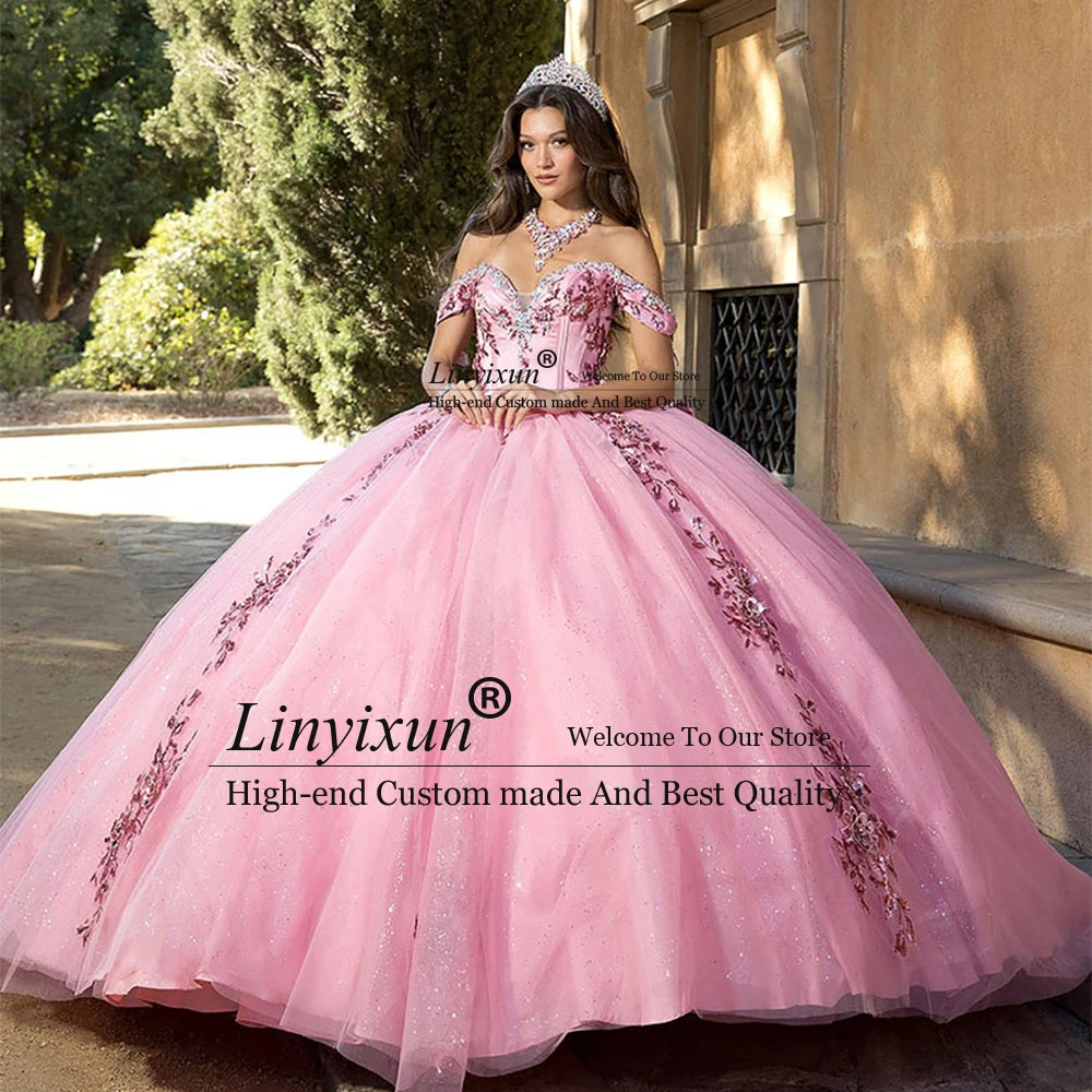 Изысканные блестящие аппликации Quinceanera платья с открытыми плечами Sweet 16, бальные платья для дня рождения, индивидуальные платья de 15 rosa
Изысканные блестящие аппликации Quinceanera платья с открытыми плечами Sweet 16, бальные платья для дня рождения, индивидуальные платья de 15 rosa
