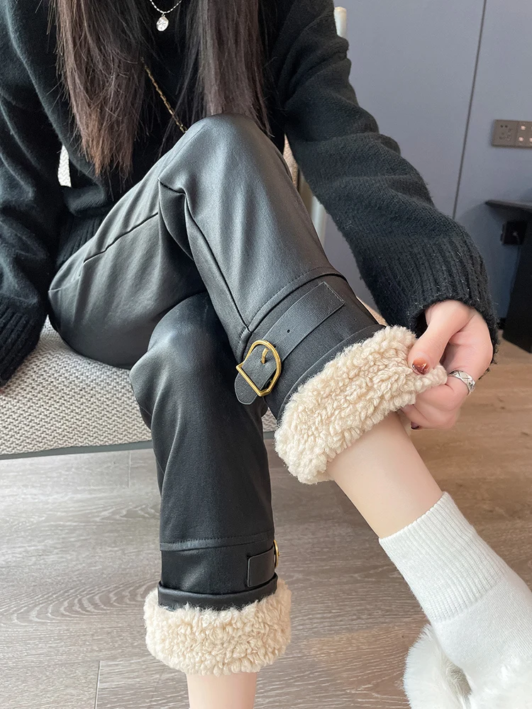 Winter Fashion Pu Leather Women'S Pants Elegant Slim High Waist Straight Trousers Streetwear Pantalones Female Clothing
Winter Fashion Pu Leather Women'S Pants Elegant Slim High Waist Straight Trousers Streetwear Pantalones Female Clothing