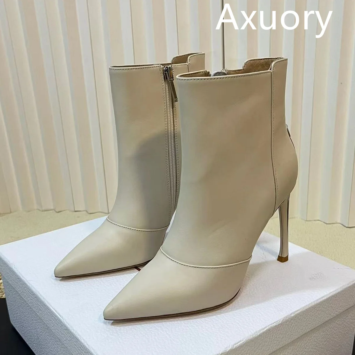 Women's Ankle Boot Pointed Slender Heel Zipper Retro Style high10cm Ladies Elegant Chelsea Pumps High Quality
Women's Ankle Boot Pointed Slender Heel Zipper Retro Style high10cm Ladies Elegant Chelsea Pumps High Quality