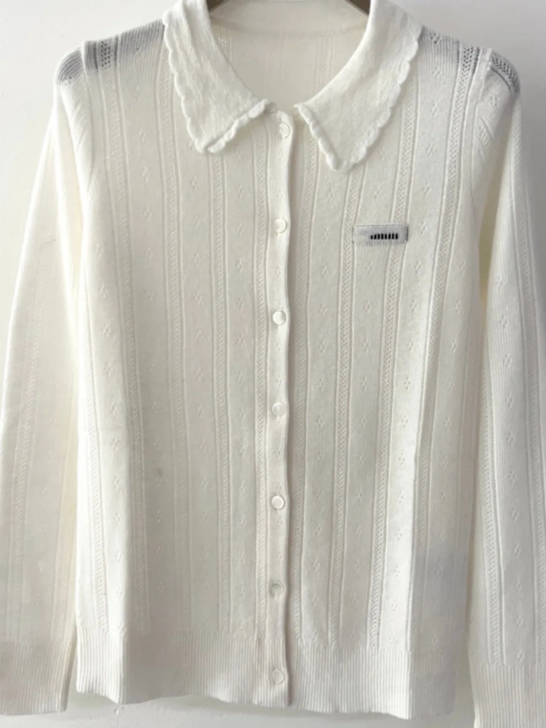 Spring 2026 Simple Embroidered Camere Knitted Open Cardigan Collar Sweater Jaet Chinese Production Regular Thin
Spring 2026 Simple Embroidered Camere Knitted Open Cardigan Collar Sweater Jaet Chinese Production Regular Thin