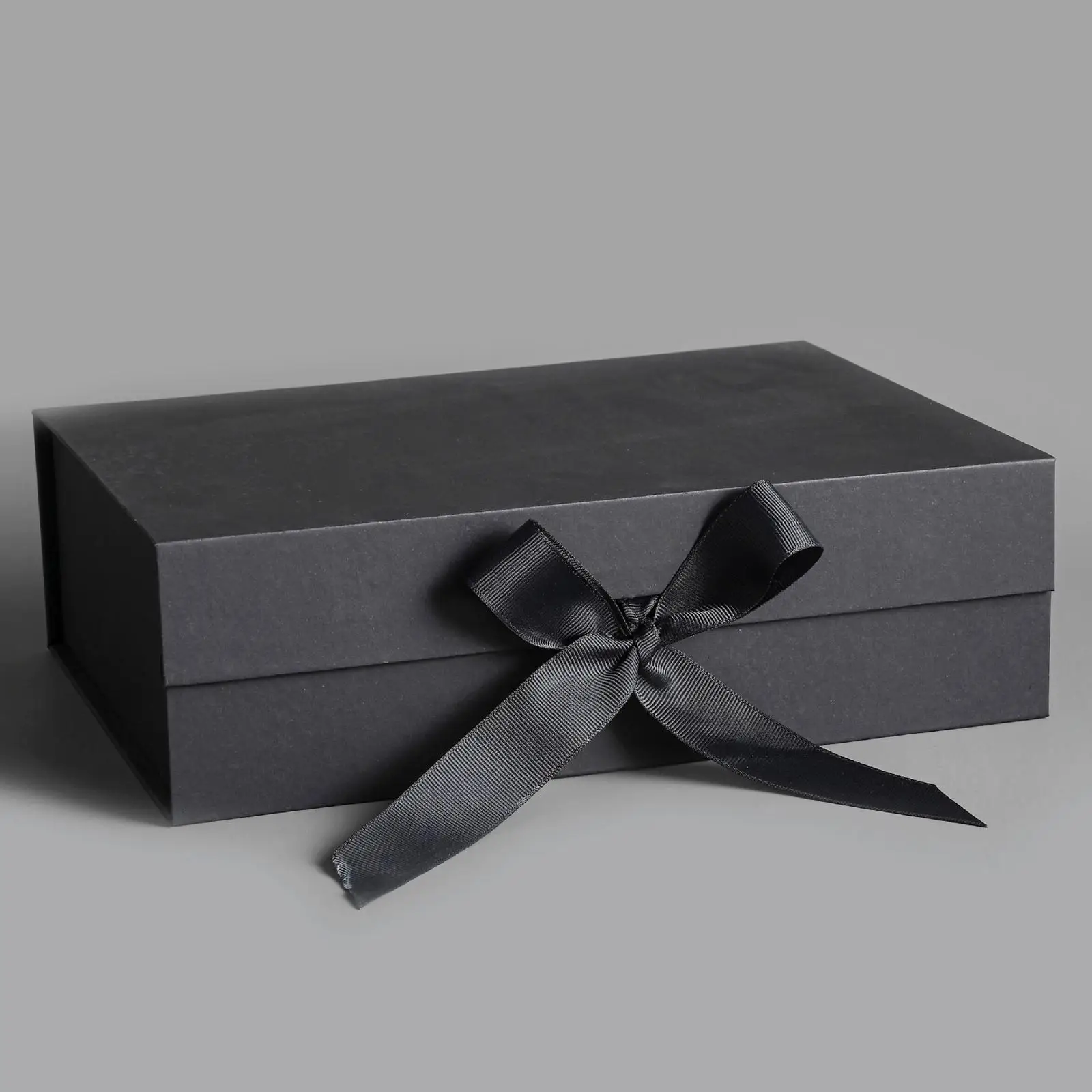 Gift Box with Ribbon Presentation Box Closure Easy Assemble with Lids Reusable Storage Box for Wedding Engagement Party
Gift Box with Ribbon Presentation Box Closure Easy Assemble with Lids Reusable Storage Box for Wedding Engagement Party