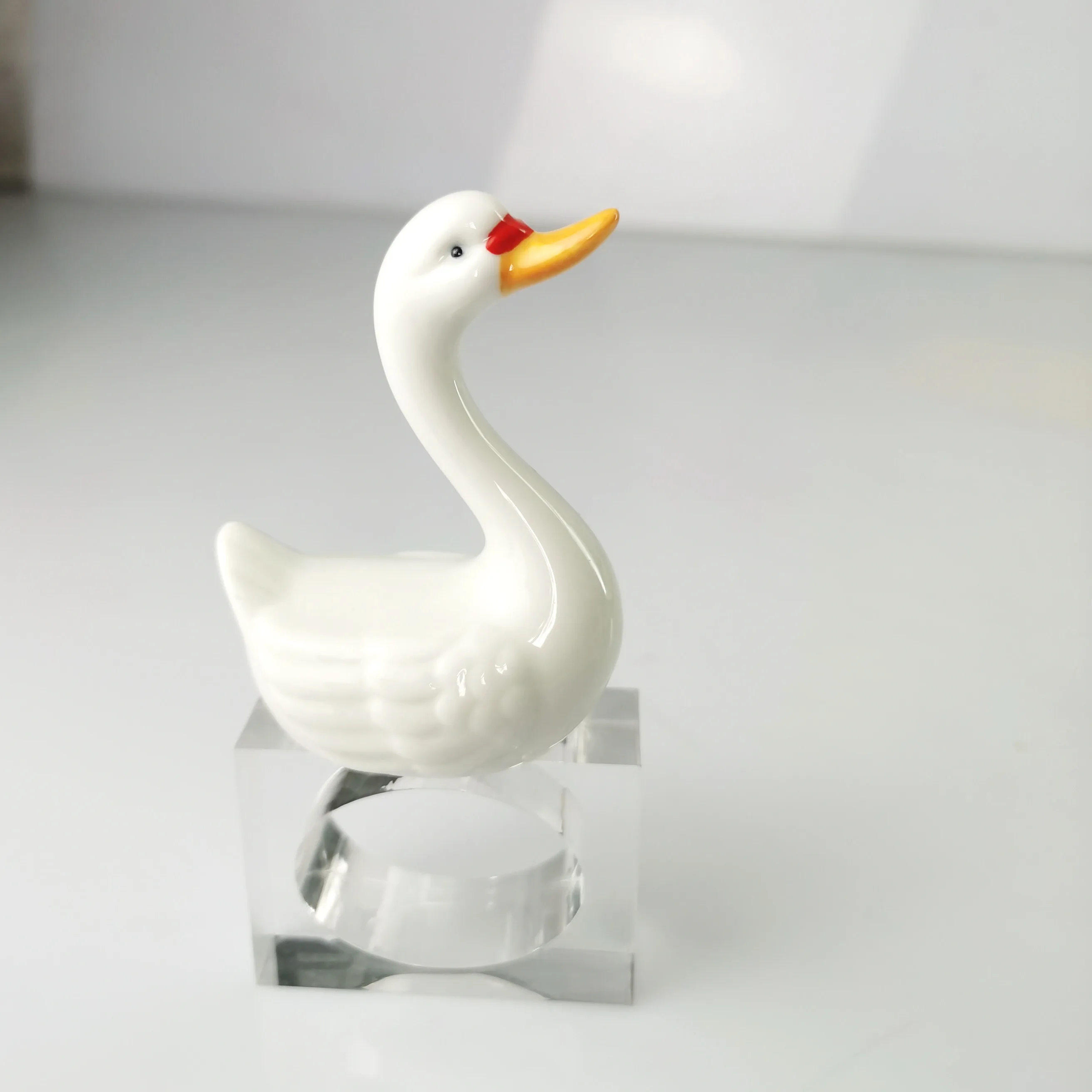 Free Shipping Ceramic Swan Napkin Ring Napkin Holder For Holidays And Wedding Set Of 4
Free Shipping Ceramic Swan Napkin Ring Napkin Holder For Holidays And Wedding Set Of 4