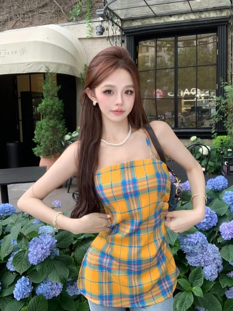 American Style Spicy Girl Color Block Plaid Strap Vest Women Summer New Irregular Pleated Outerwear Sleeveless Elegance Top
American Style Spicy Girl Color Block Plaid Strap Vest Women Summer New Irregular Pleated Outerwear Sleeveless Elegance Top