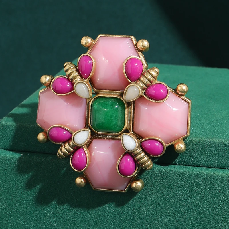 Vintage Pink Stone Flower Brooches Woman Large Wedding Rhinestone Luxury Designer Jewelry 2026 New Retro Style Accessories Gift
Vintage Pink Stone Flower Brooches Woman Large Wedding Rhinestone Luxury Designer Jewelry 2026 New Retro Style Accessories Gift