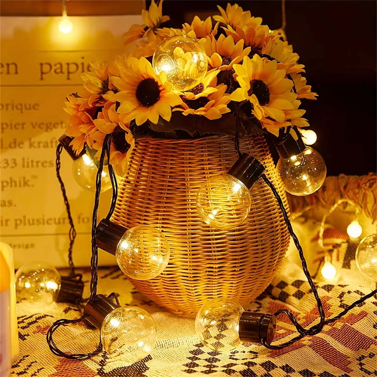 LED String Lights Outdoor Atmosphere Lights for Wedding Camping Canopy Tent Decoration Courtyard Hanging
LED String Lights Outdoor Atmosphere Lights for Wedding Camping Canopy Tent Decoration Courtyard Hanging