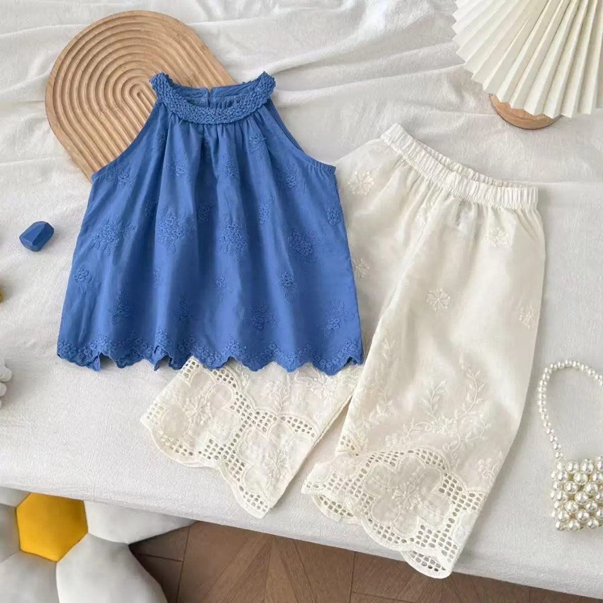 Girls 2 Piece Outfit 2026 Summer New Printed T-Shirt and Lace Pants Set Comfortable Casual Toddler Clothing Soft
Girls 2 Piece Outfit 2026 Summer New Printed T-Shirt and Lace Pants Set Comfortable Casual Toddler Clothing Soft